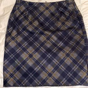 Cabi Stepping Out Skirt size 6